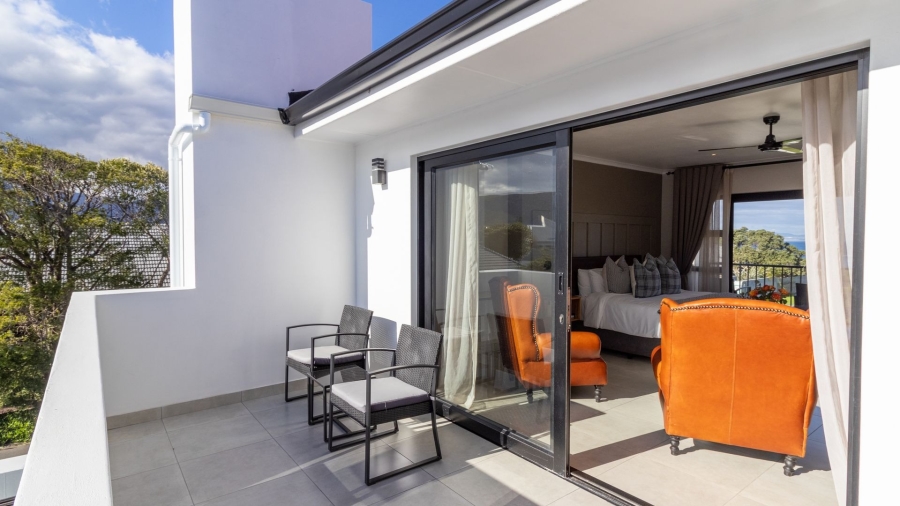 9 Bedroom Property for Sale in Westcliff Western Cape
